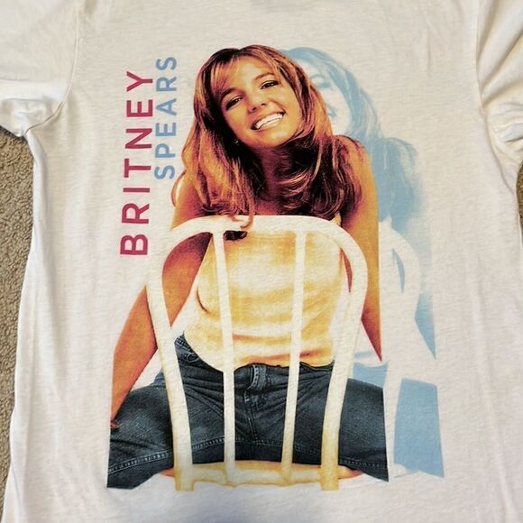 Britney Spears T-Shirt Size Small 100 % Cotton In Good Condition - Picture 2 of 3
